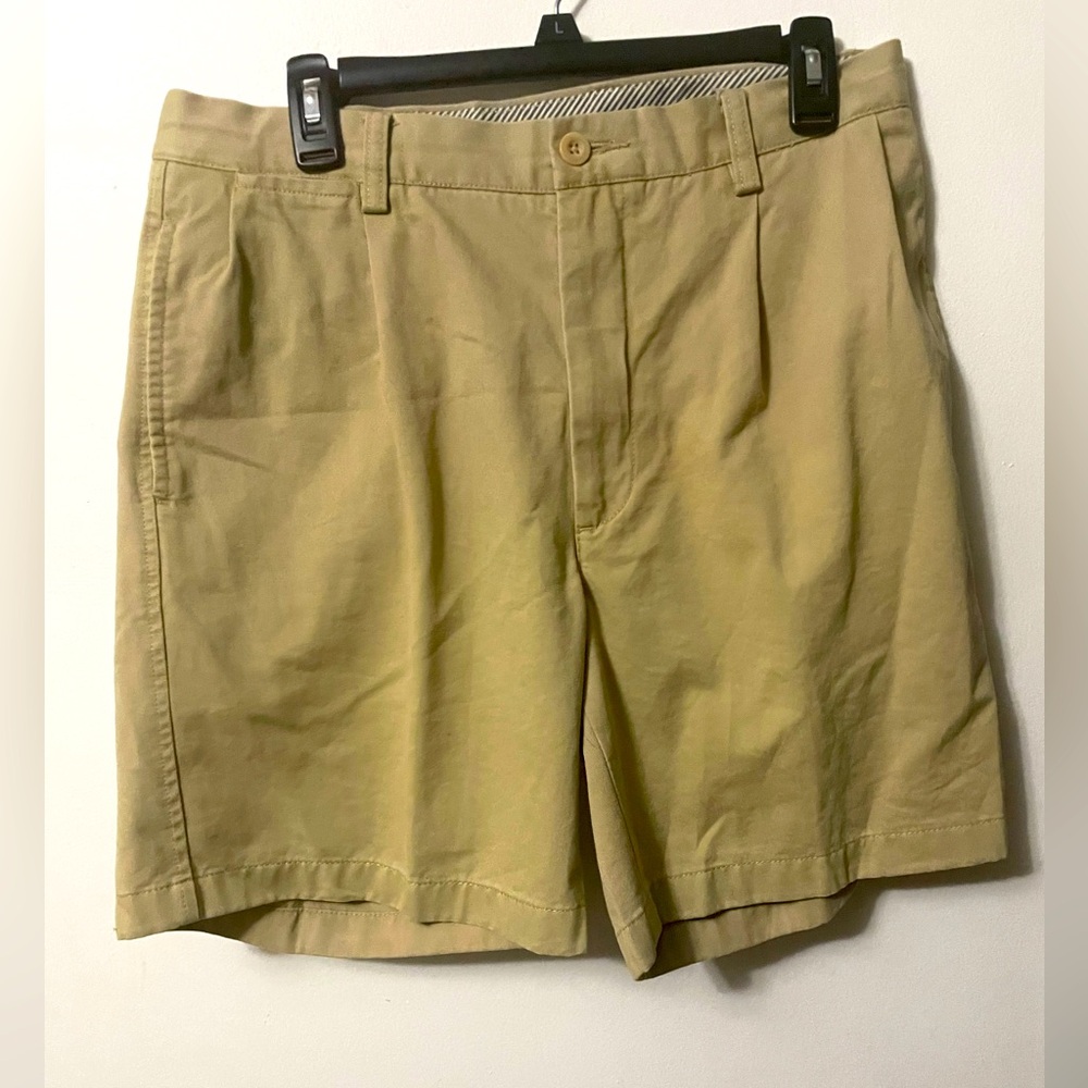 Nautica Men's Size 32W Classic Fit Khaki Chino Shorts Tan